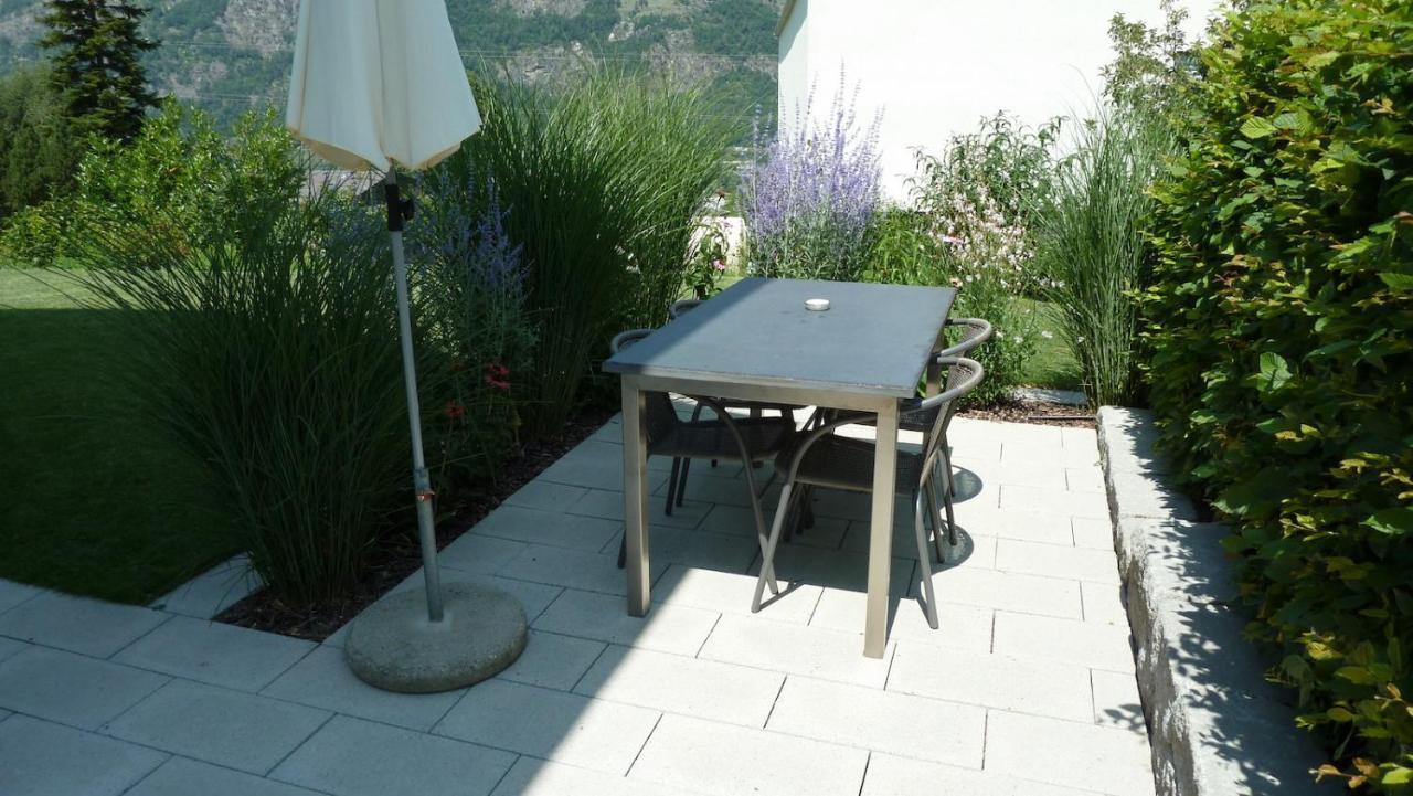 Holzji Apartment Glis Luaran gambar
